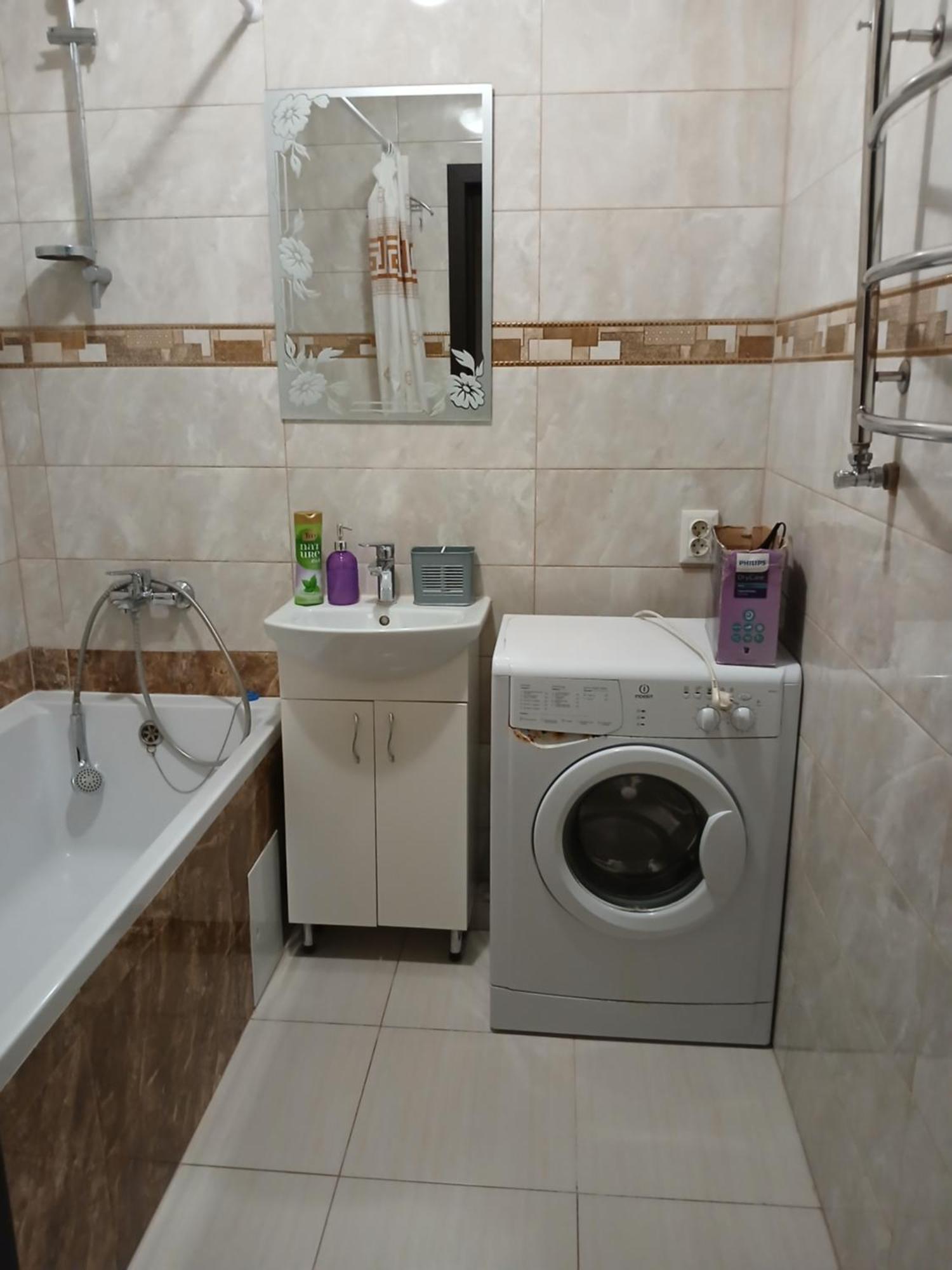 шикарные на ул.княгини ольги ,100к. Apartment Lviv